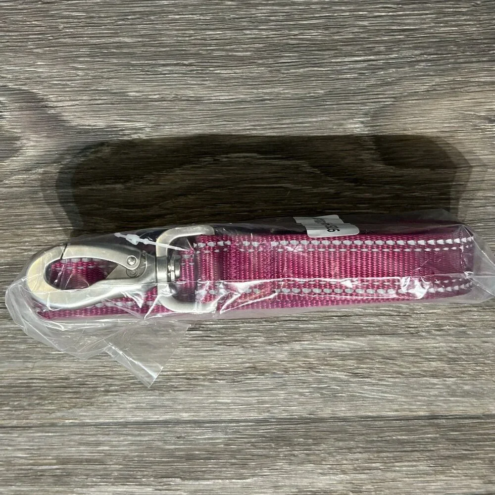 NEW Frisco 6ft Dog Leash Nylon Reflective Comfort Padded Handles Purple 1
